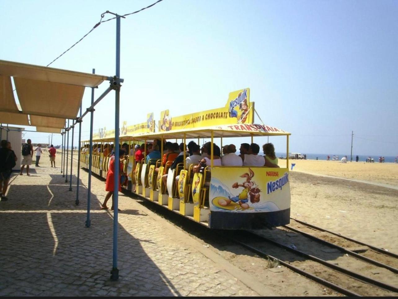 Apartamento Para Ferias 2 Minutos Da Praia Costa Da Caparica Exterior foto